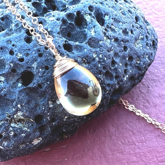 Natural Citrine Pendant Solid 14k Gold , November Birthstone , 13th Anniversary - Picture 1 of 7